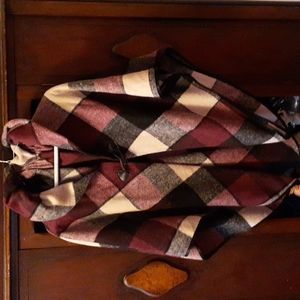Checkered cape